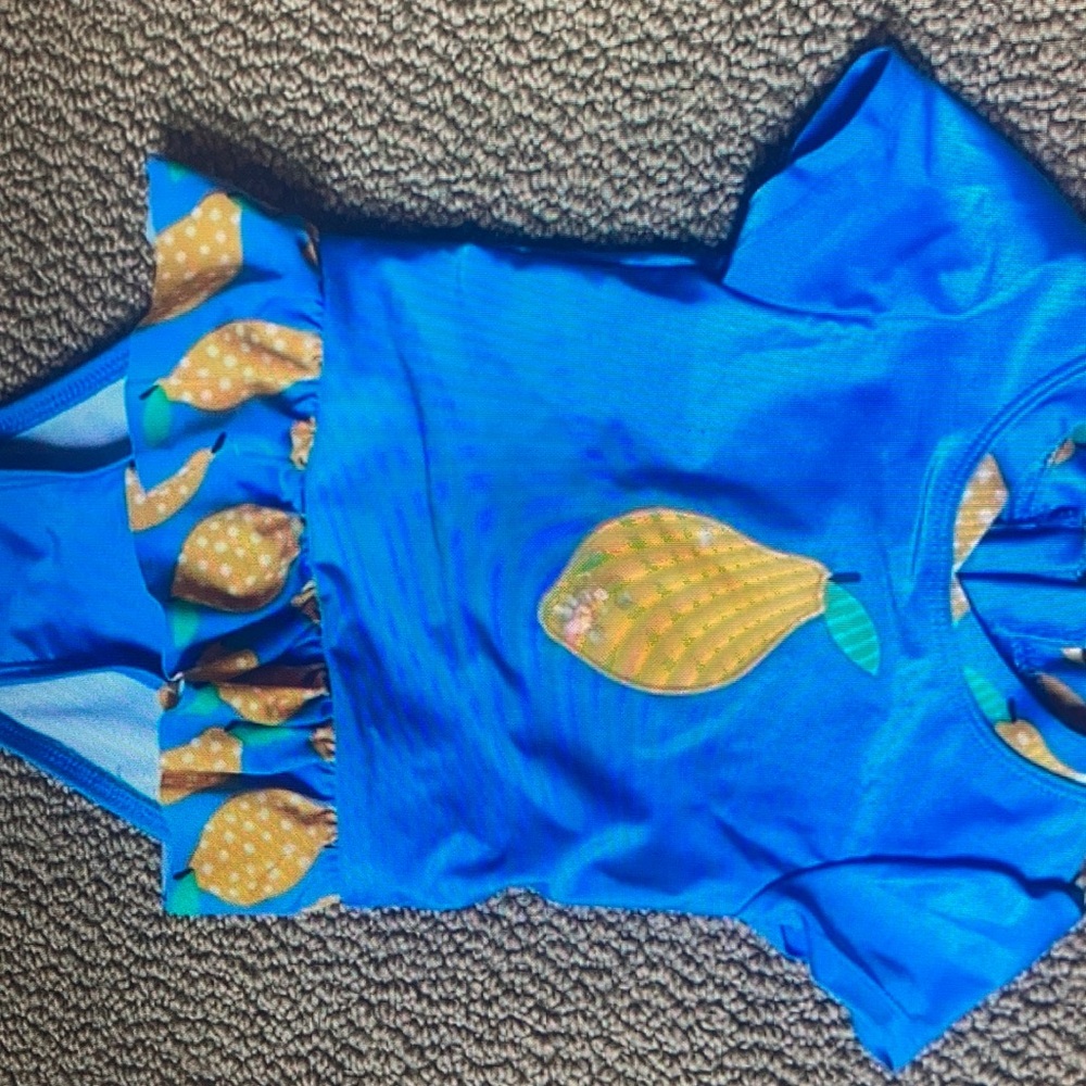 Cat & jack Swimsuit size 12 Months Great Conditions